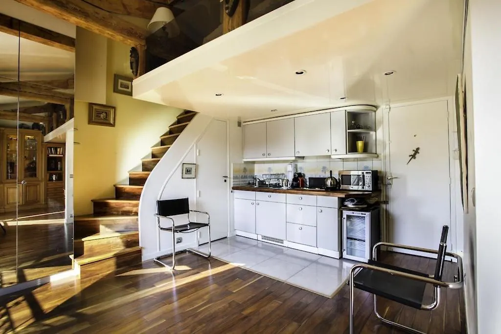 Loft De Charme Proche Des Halles Et Du Louvre Paris Apartment